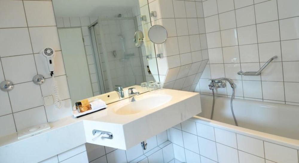 Hotel Allegro Koln Bagian luar foto