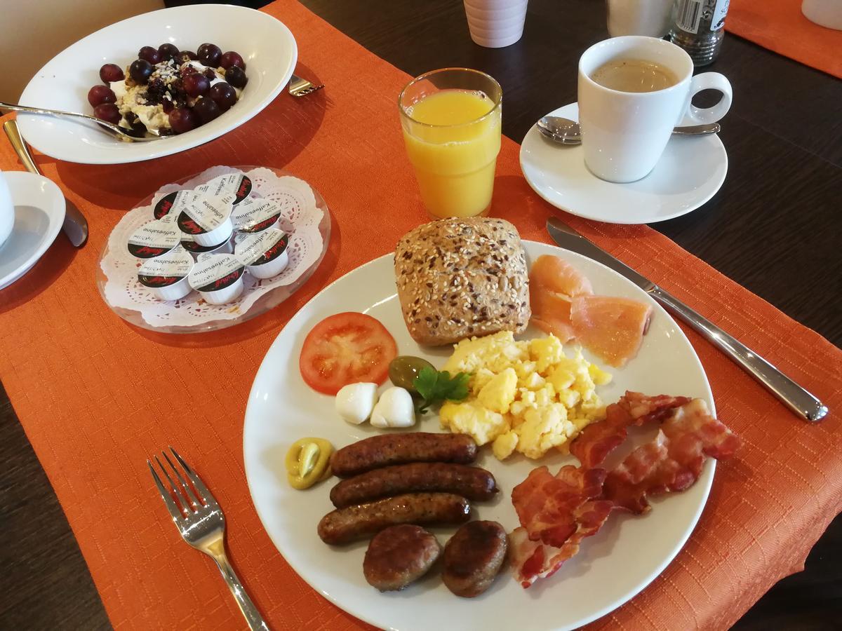 Hotel Allegro Koln Bagian luar foto