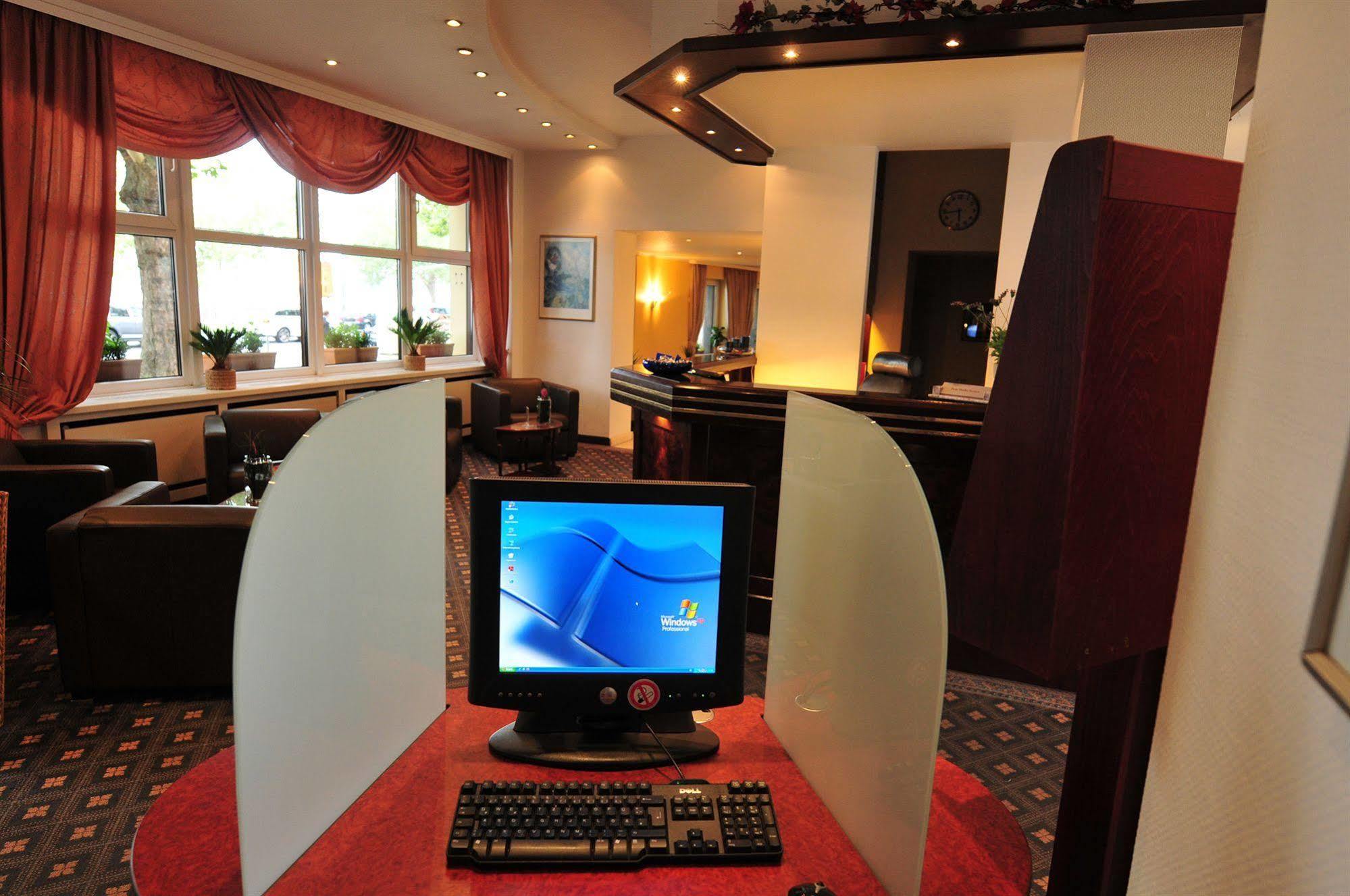Hotel Allegro Koln Bagian luar foto