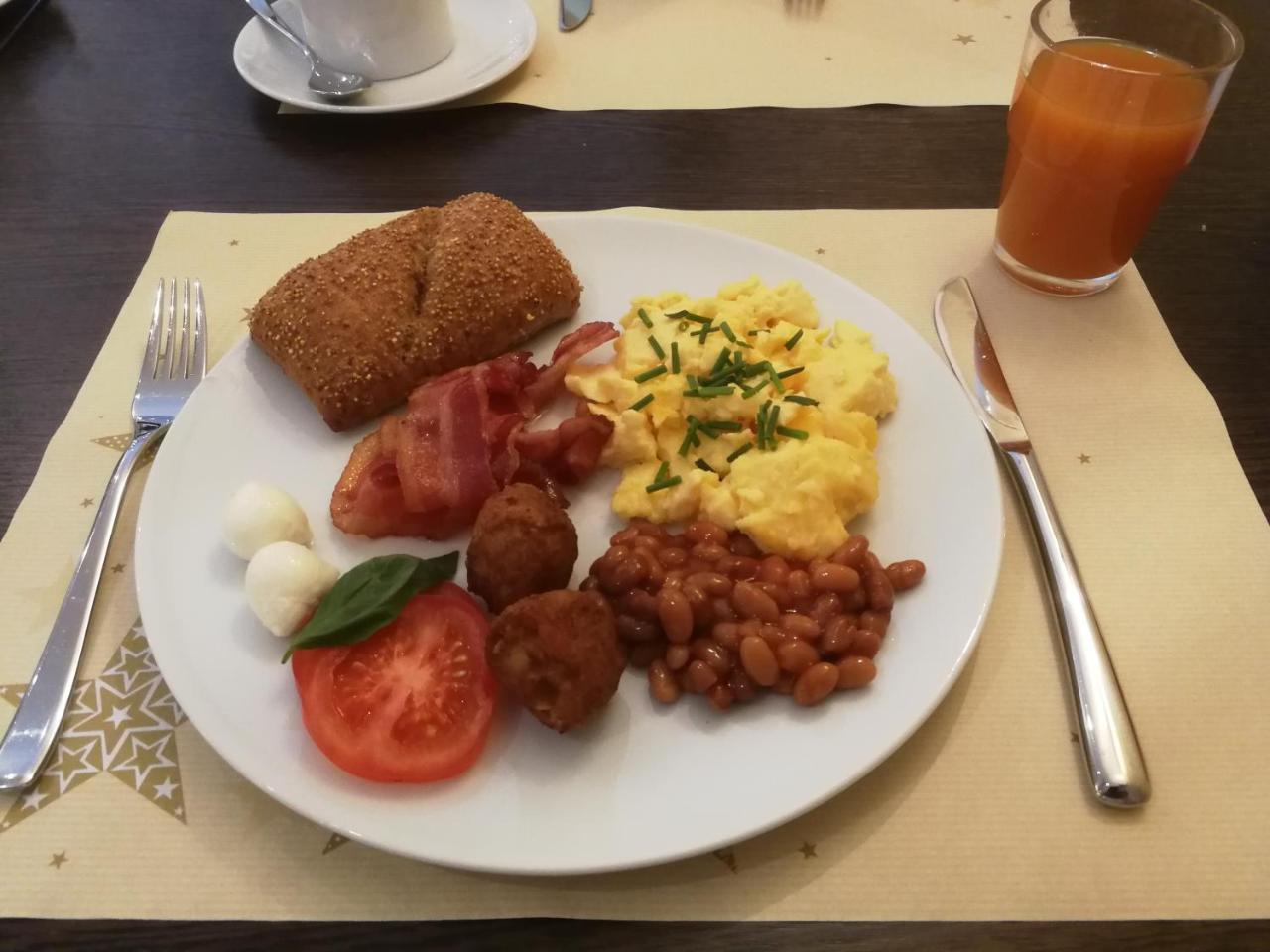 Hotel Allegro Koln Bagian luar foto